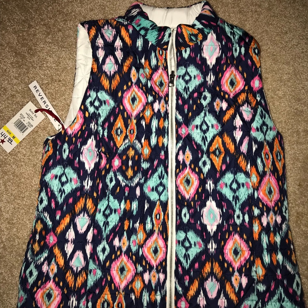 Reversible vest. Size M. NWT.